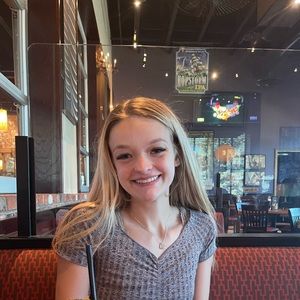 💜🤍Meet me🤍💜